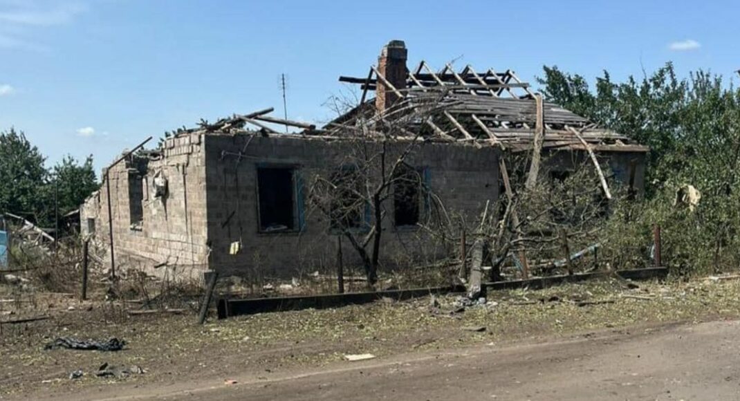 Россияне 20 раз ударили по 4 районам Донетчины: какие последствия (фото)