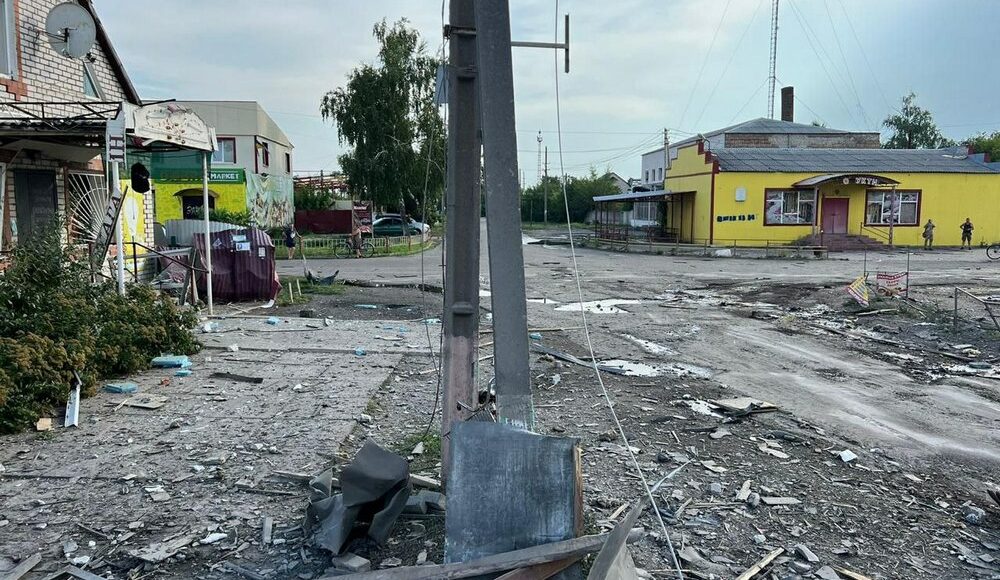 Щонайменше 5 людей поранено внаслідок обстрілу Лимана ворожими авіабомбами (фото)