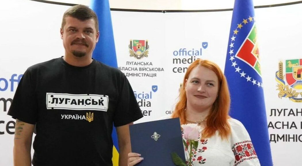 Лисогор вручив державні та обласні нагороди лікарям з Луганщини