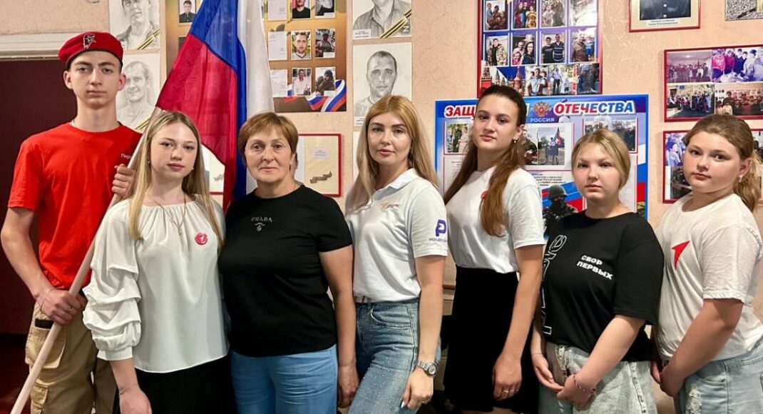 Так зване "міністерство освіти лнр" має сформувати загони "двіженія пєрвых" в усіх без винятків класах
