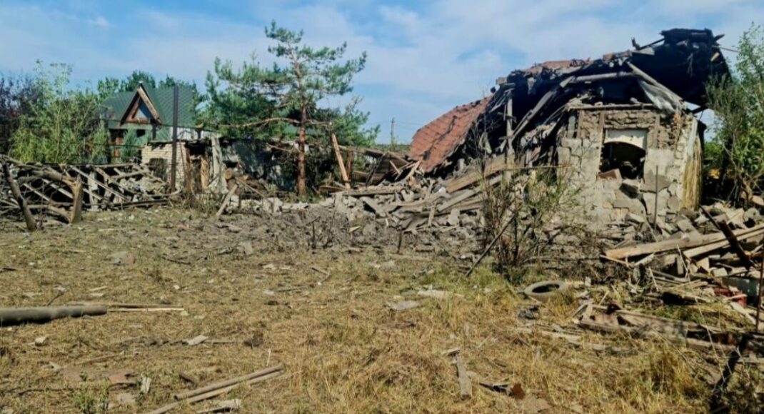 Сьогодні зранку російська армія знову вдарила по Мирнограду на Донеччині