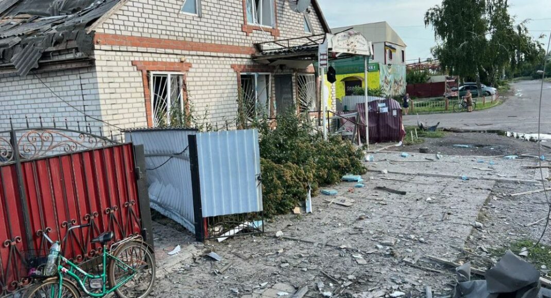 На Донеччині з лінії фронту евакуювали 322 людини, у тому числі 35 дітей (фото)