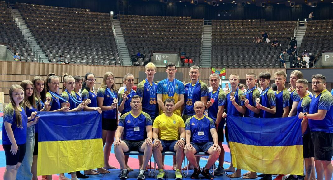 Благодаря спортсменам Донетчины в Украину едут 6 бронзовых медалей с чемпионата мира по карате JKS