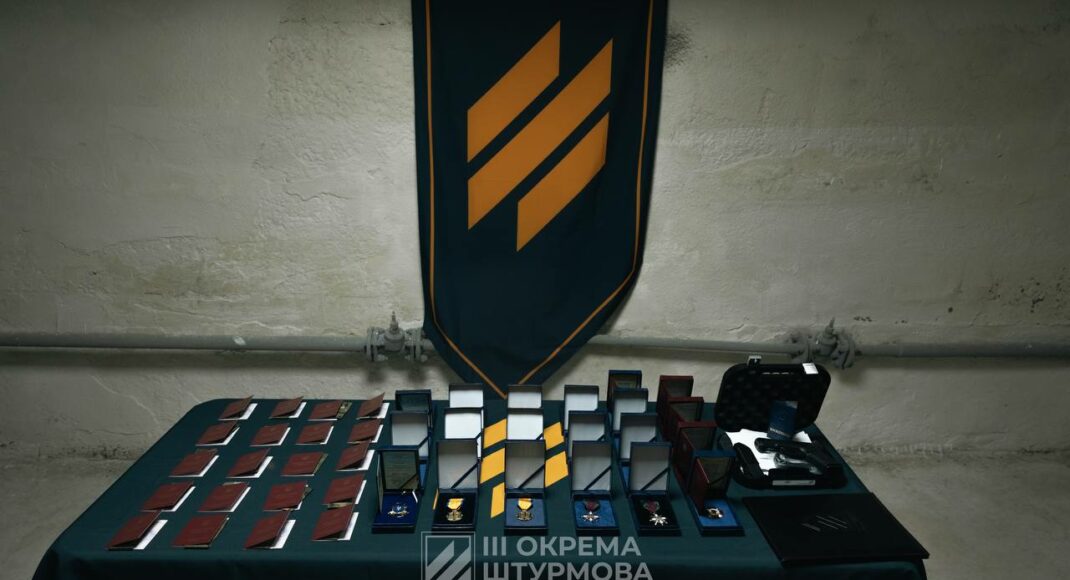 Бійців 3 ОШБр нагородили за зразкове виконання військового обов'язку та високий професіоналізм (фото)