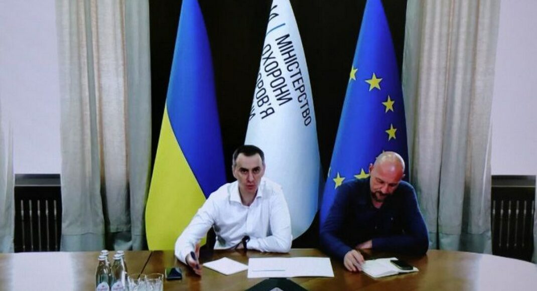 Голова Донецької ОВА з міністром охорони здоров'я України ухвалили зупинити роботу лікарні у Мирнограді на Донеччині