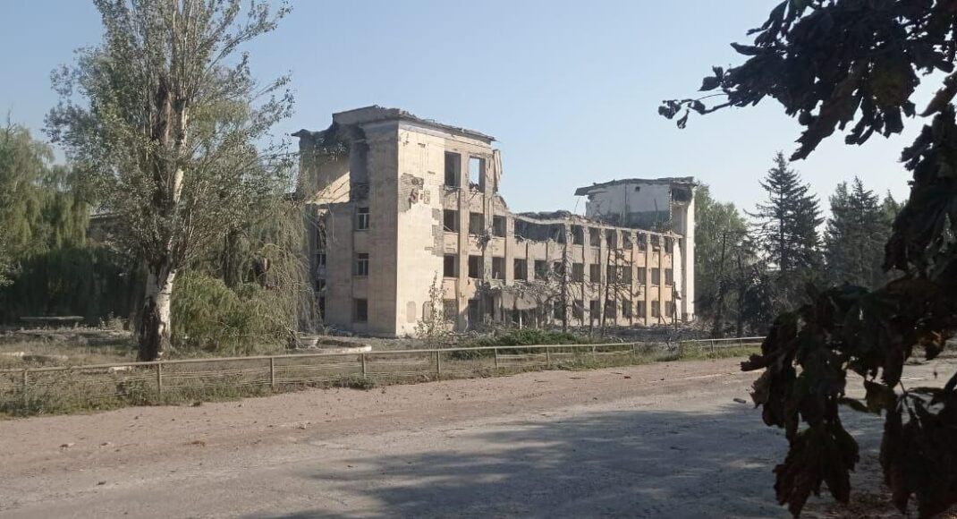 За сутки россияне 18 раз обстреляли населенные пункты Донетчины