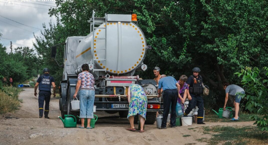 Понад 150 тисяч літрів води доставили жителям прифронтових населених пунктів Донеччини