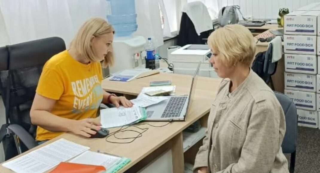 В Ивано-Франковске семейные наборы выдавали для ВПЛ в возрасте 75+