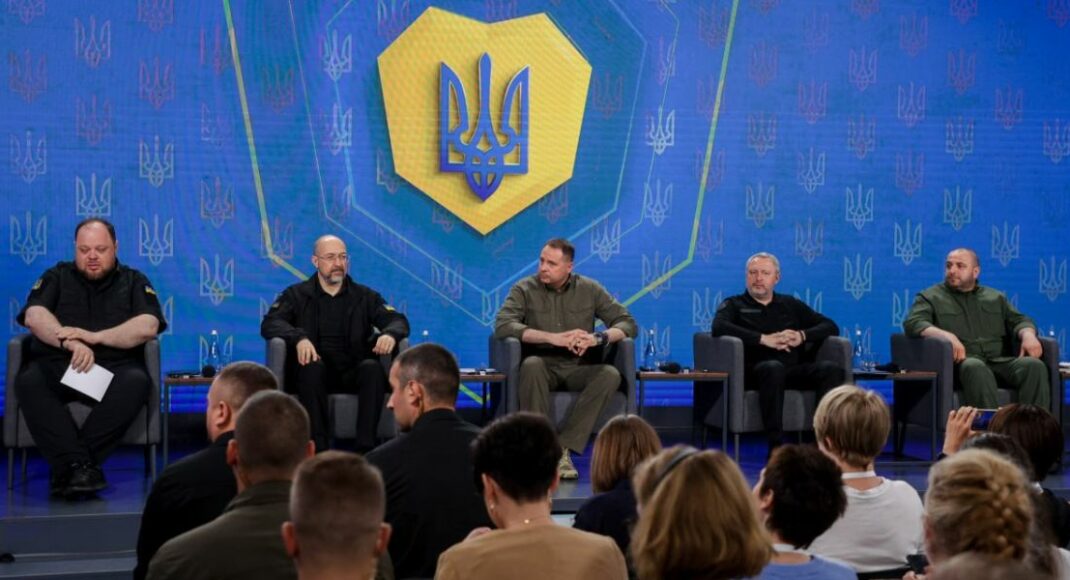 Україна хоче отримати всі 300 млрд доларів заморожених російських активів