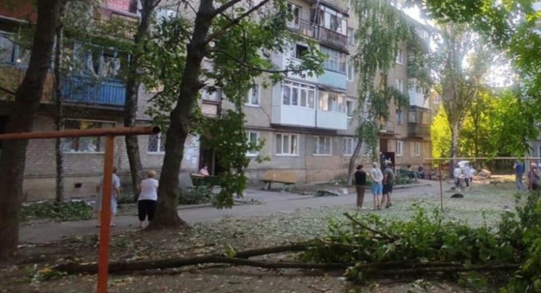 Минулої доби росіяни 10 разів обстріляли населені пункти Донеччини: які наслідки