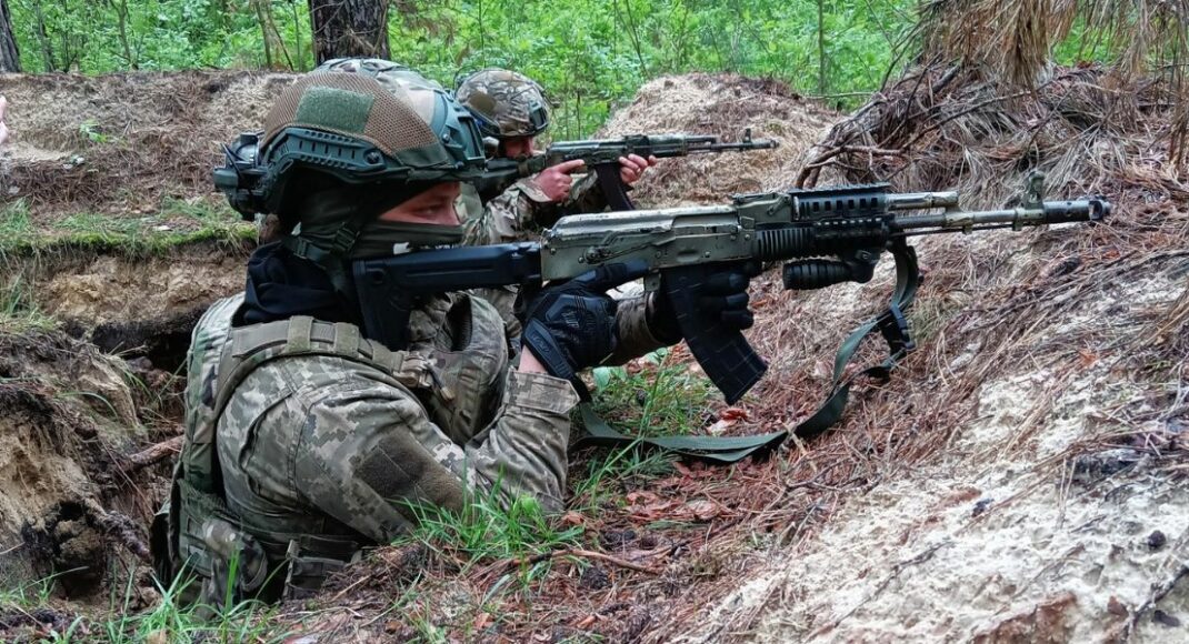 Ще 1 180 російських окупантів і 69 їхніх гармат знешкодили Сили оборони України