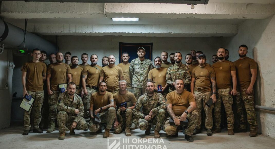 За высокое мужество и героизм наградили бойцов Третьей штурмовой, в том числе за Авдеевскую кампанию (фото)
