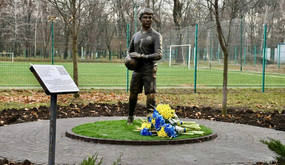 Пам'ятник убитому бойовиками "днр" Степану Чубенку з Краматорська візьме на зберігання ФК "Карпати"