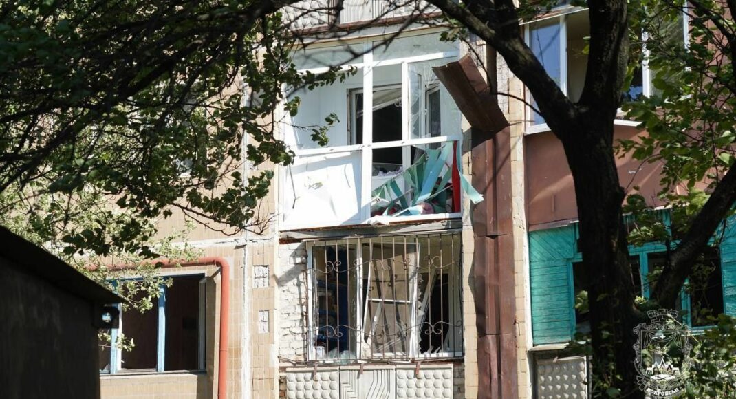 За прошедшие сутки россияне обстреливали Покровскую громаду: ранена местная жительница