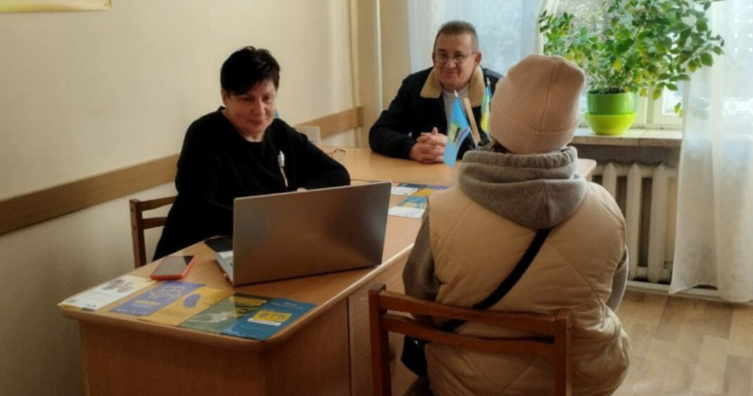 В городе Хуст ВПЛ встретились с начальником управления организации предоставления услуг Донецкого областного центра занятости