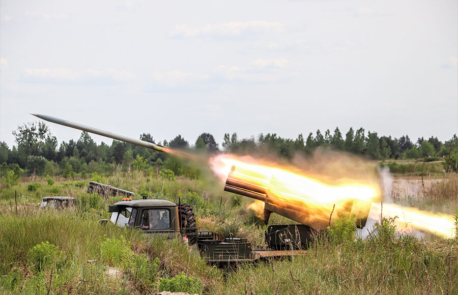 Російські загарбники сьогодні найбільш активно діють на Покровському, Курахівському та Лиманському напрямках