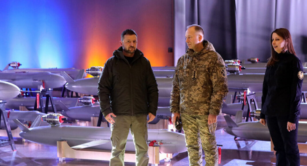 Зеленский передал Силам обороны Украины новейшие ракеты-дроны "Пекло"