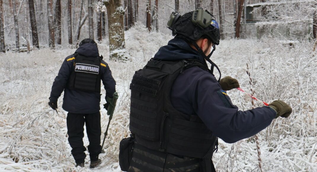 21 взрывоопасный предмет обезвредили вчера на Донетчине