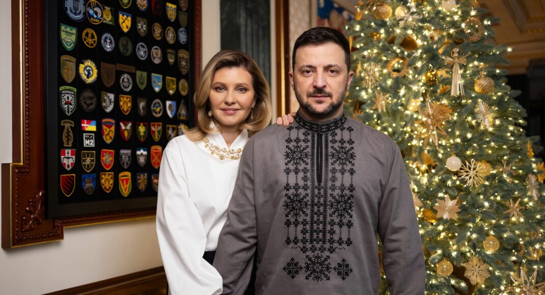 "Кожен день 2024 здобутий нашими воїнами": подружжя Зеленських звернулося до українців напередодні Нового року