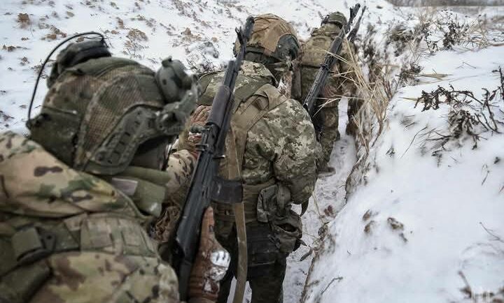 На Покровському напрямку зберігається висока активність ворога: сьогодні вже відбулося 56 боєзіткнень