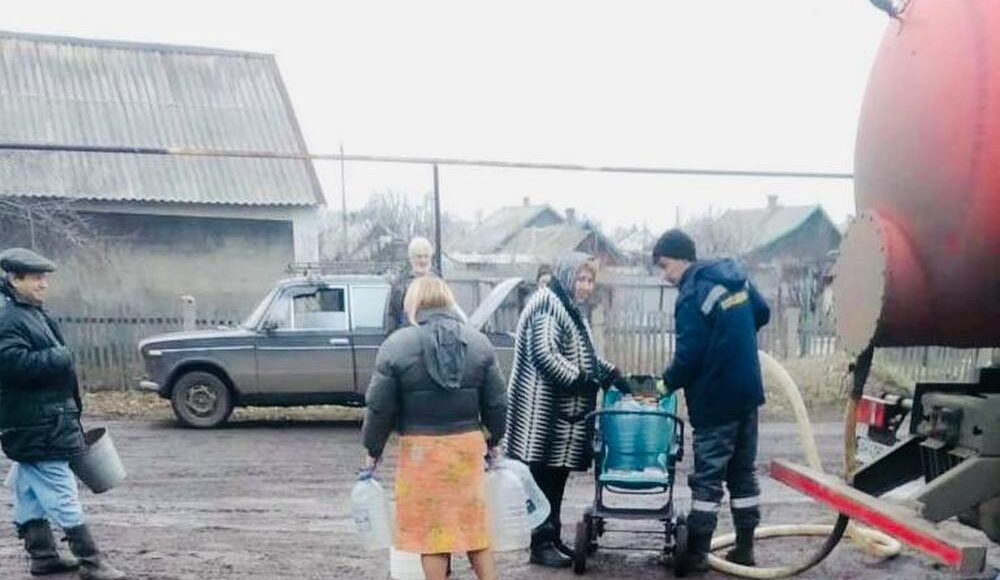 К обеспечению водой жителей Родинского активно приобщается Покровскводоканал