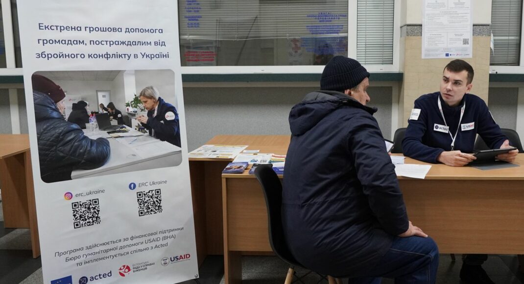 Эстонский совет по делам беженцев оказывает денежную помощь эвакуированным из прифронтовых регионов Донецкой области