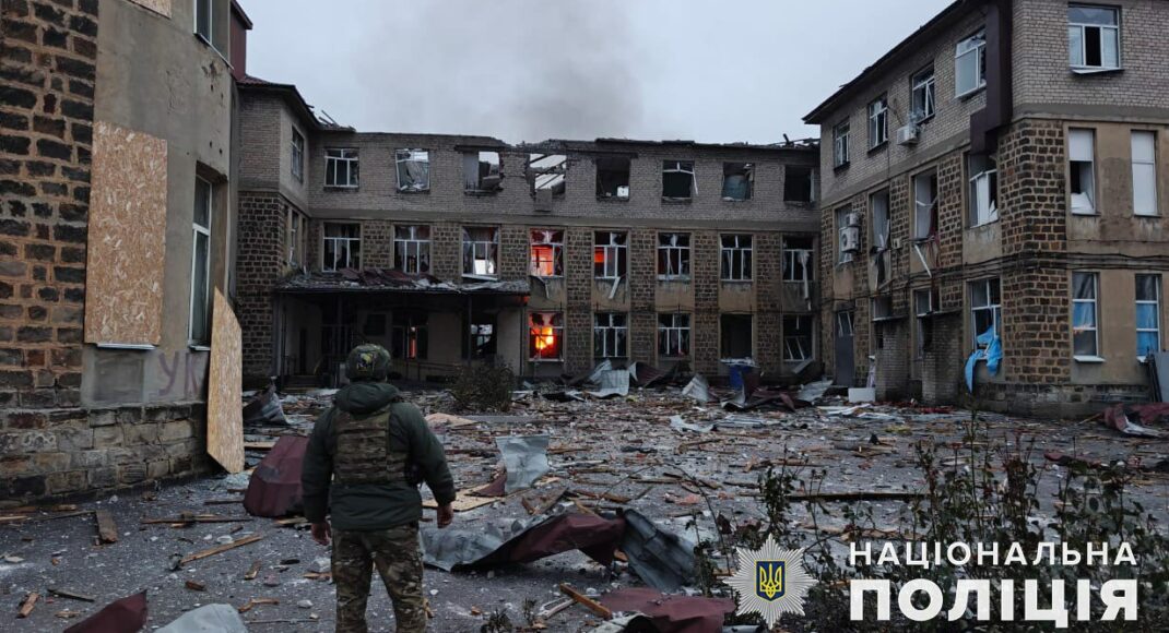 Протягом доби поліція зафіксувала 3737 ворожих ударів по Донеччині