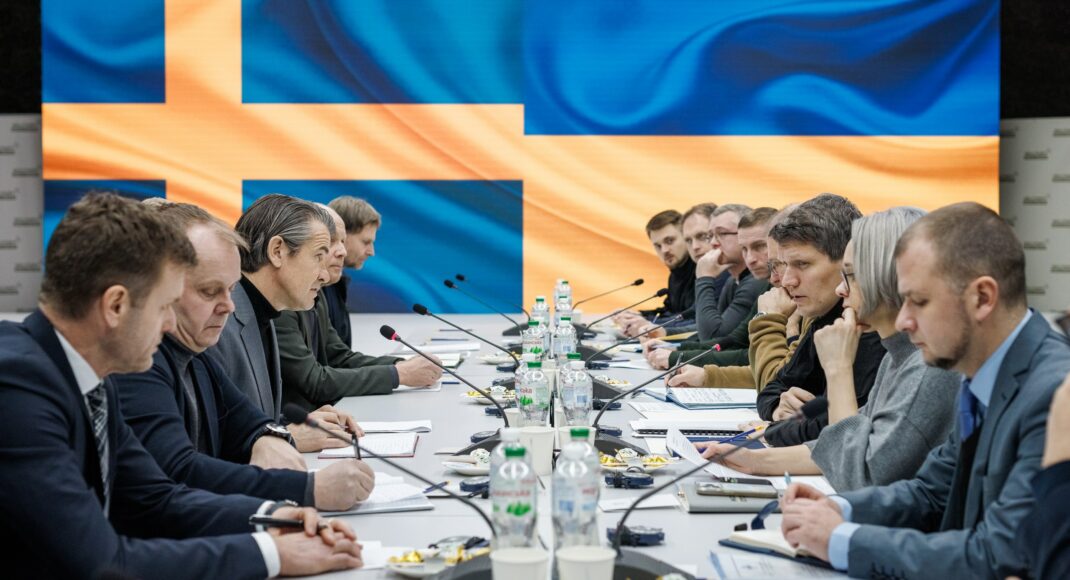 Украина и Швеция договорились подписать двустороннее соглашение о сотрудничестве компаний в сфере ОПК