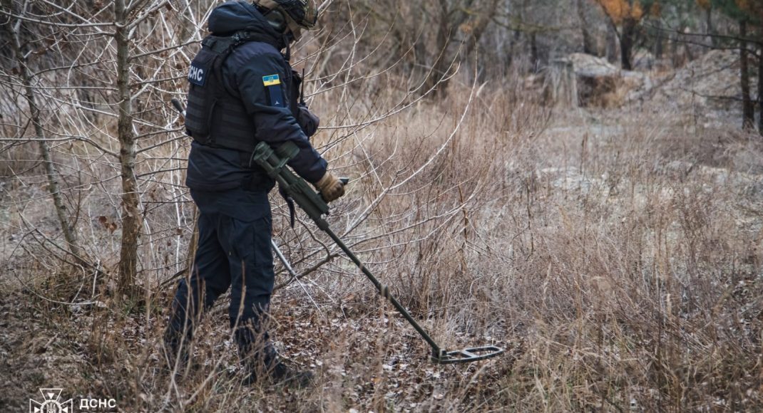 За прошедшие сутки пиротехники ГСЧС изъяли 5 взрывоопасных предметов в Донецкой области