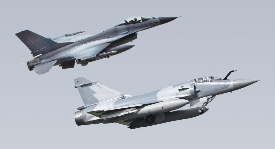 Умєров підтвердив, що перші французькі винищувачі Mirage 2000 та F-16 від Королівства Нідерландів уже в Україні