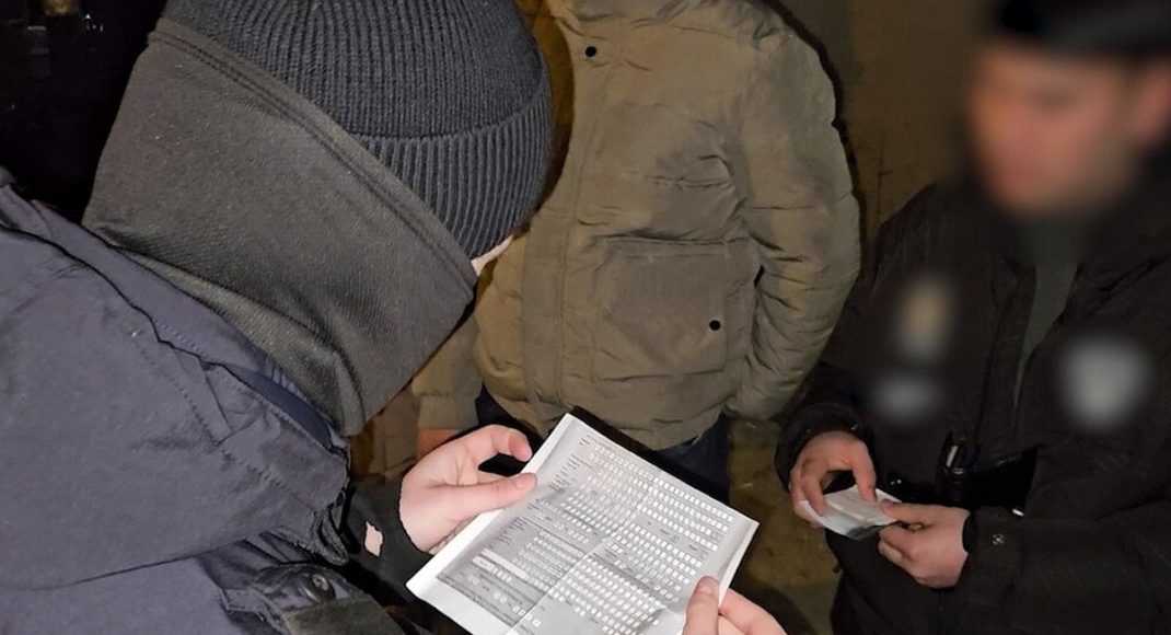 Захватчики "депортировали" из оккупированных Иловайска и Мариуполя более десятка "незаконных мигрантов"