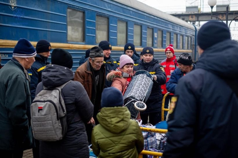 За тиждень з Донеччини виїхали 49 маломобільних громадян, а сьогодні евакуаційний поїзд відправився до Чернівців