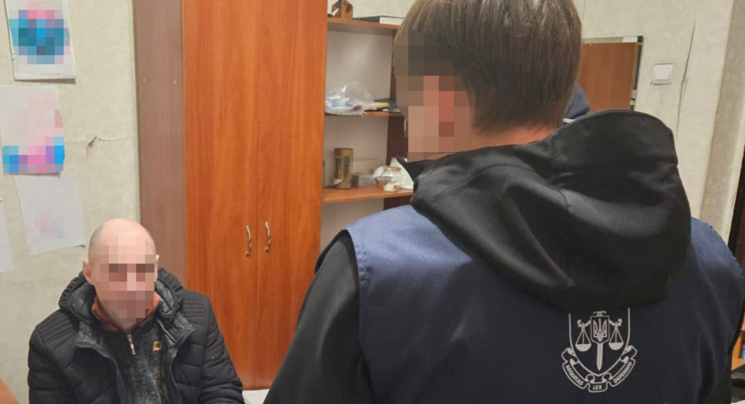 Перед судом предстанет житель Славянска, убивший ножом знакомого ради имущества