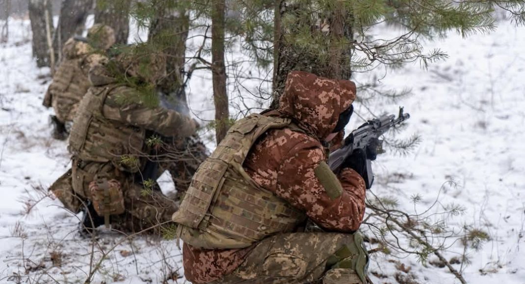 Защитники Украины обезвредили еще 1,3 тыс. российских захватчиков
