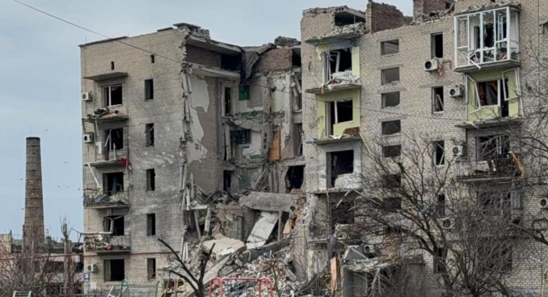 Окупанти обстріляли промисловий обʼєкт у Покровську