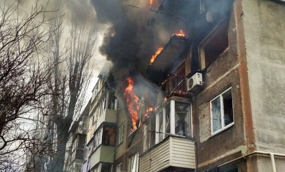 За добу поліцейські зафіксували 4 043 ворожих ударів по Донеччині: є жертви обстрілів