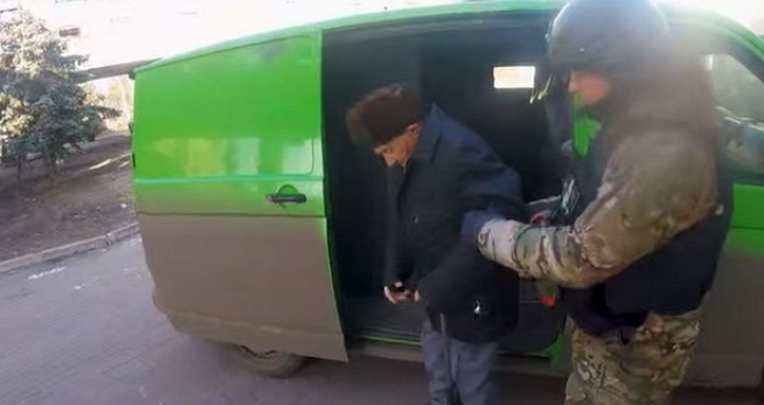 Из уничтоженных врагом населенных пунктов Лиманской громады полицейские "Белые ангелы" эвакуировали 5 человек (видео)