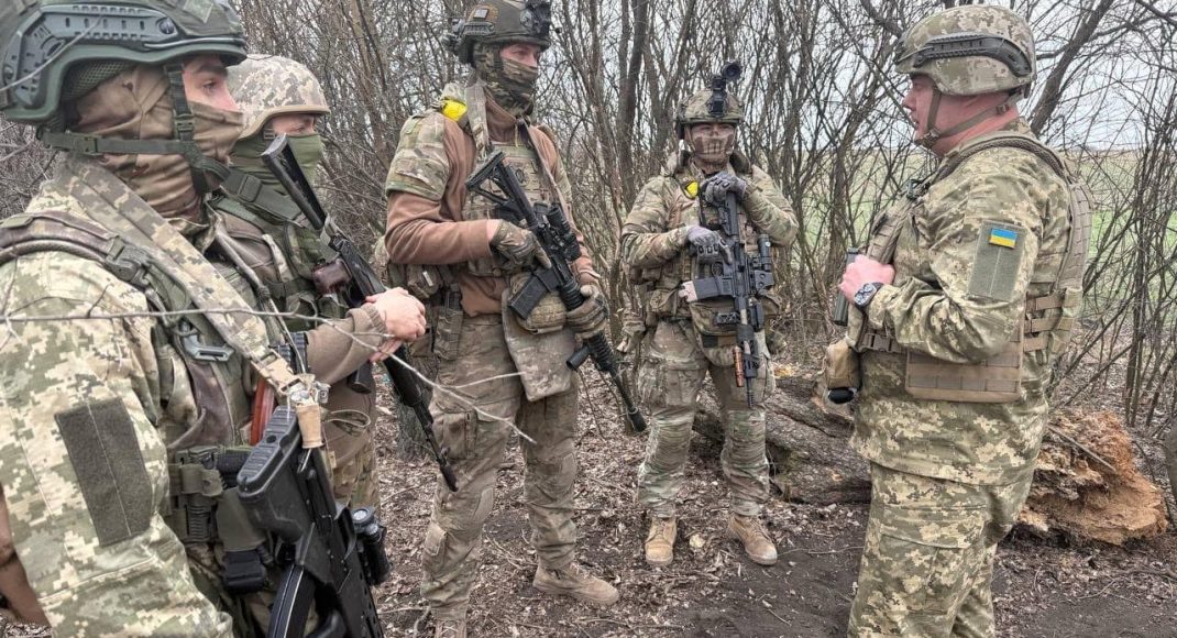 Наєв повідомив про відвід українських військ на одній з ділянок фронту на Донеччині