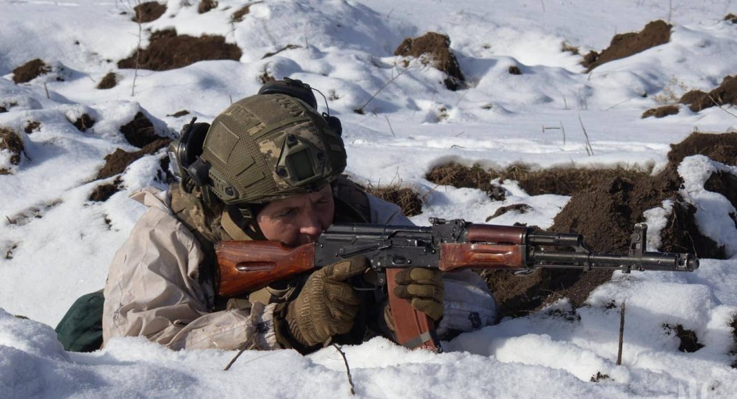 Українські захисники знешкодили ще 1,5 тис. російських окупантів і 61 їхню гармату