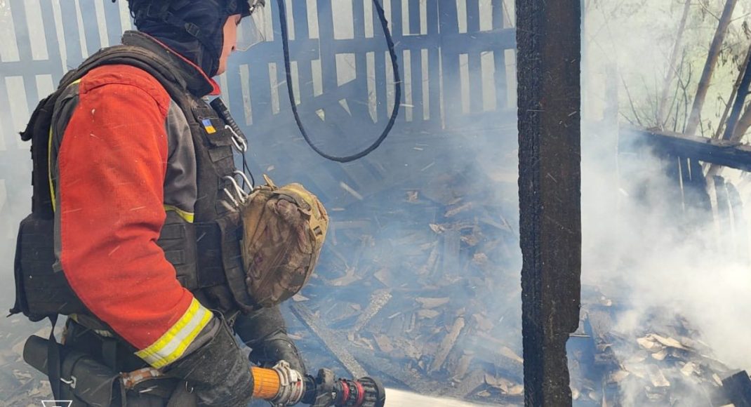 У Краматорському районі рятувальники ліквідували дві пожежі, які виникли внаслідок ворожих обстрілів