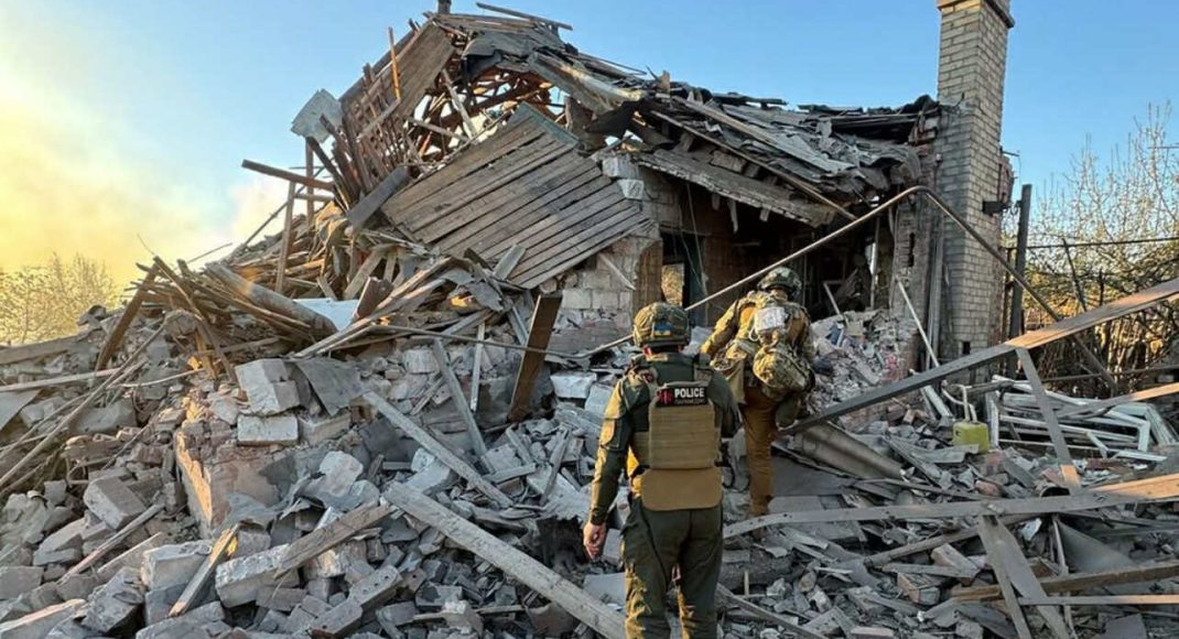 Двоє загиблих і п’ятеро поранених жителів Донеччини за добу — результати ворожих обстрілів