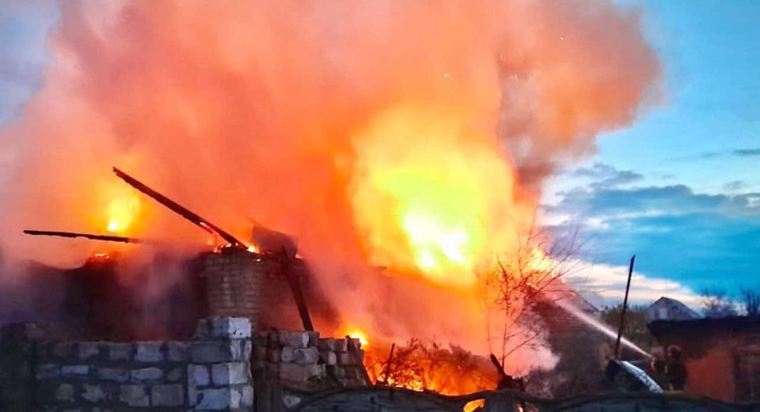 Вражеская авиация терроризирует гражданское население в Константиновке