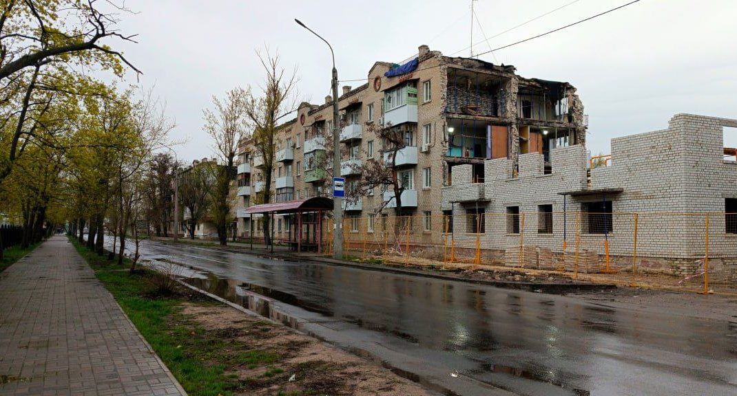 В Северскодонецке оккупанты остановили показательное восстановление ряда многоэтажек