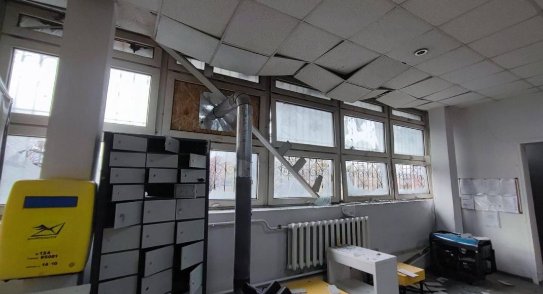 Два "шахеда" ударили возле почтового отделения в Доброполье на Донетчине (фото)