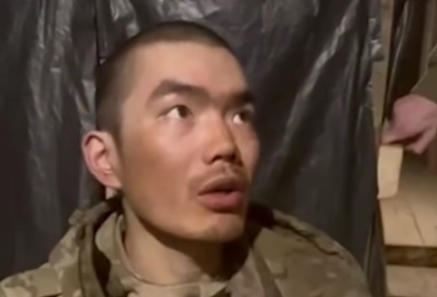 На Донеччині взяли у полон двох китайців, які воювали в складі російської окупаційної армії (відео)