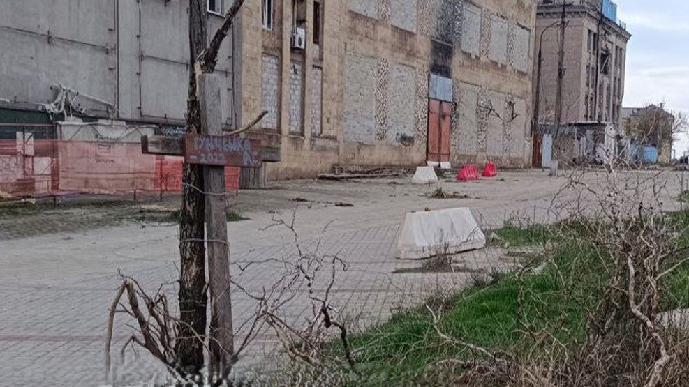 Могили маріупольців досі знаходяться в центрі окупованого міста