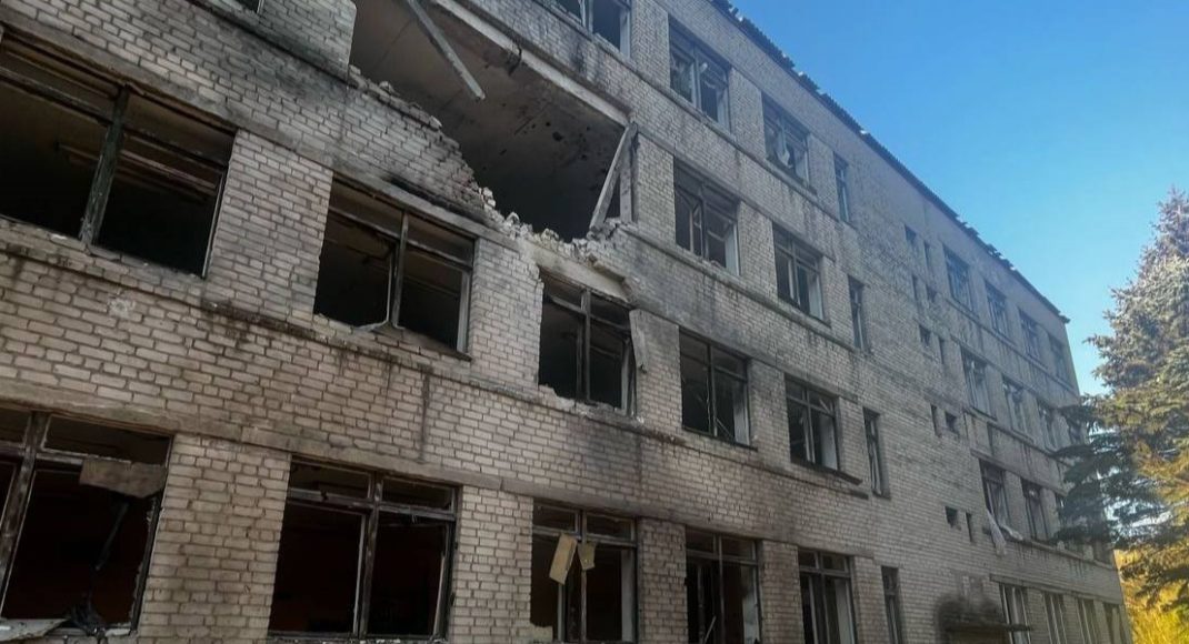 С линии фронта на Донетчине эвакуировали 289 человек, в том числе 95 детей (фото)