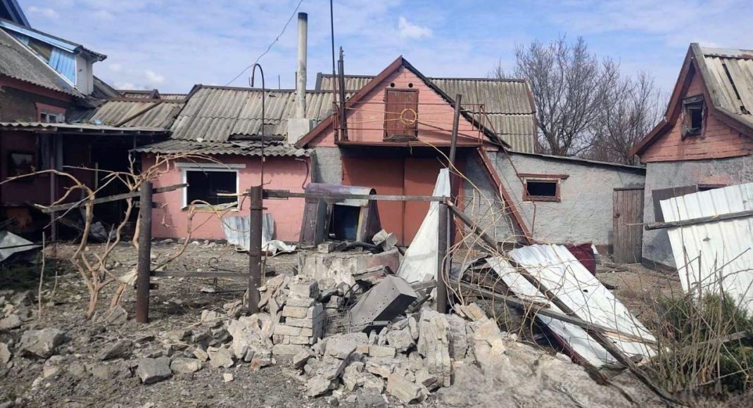Правоохоронці задокументували наслідки російських ударів по 7 населених пунктах Донеччини (фото)