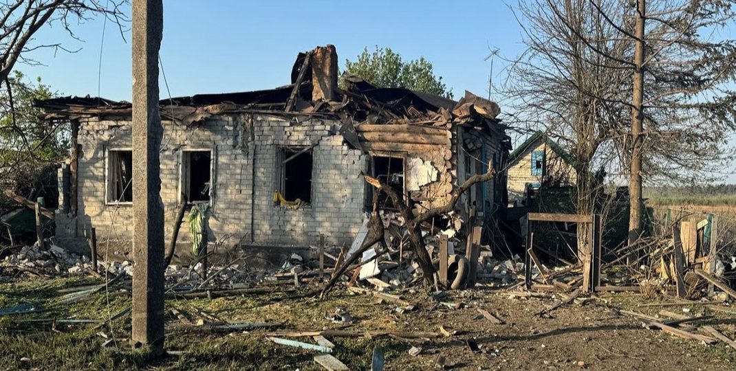 Поліція Донеччини повідомляє про 3 загиблих і 3 поранених через російські атаки (фото)