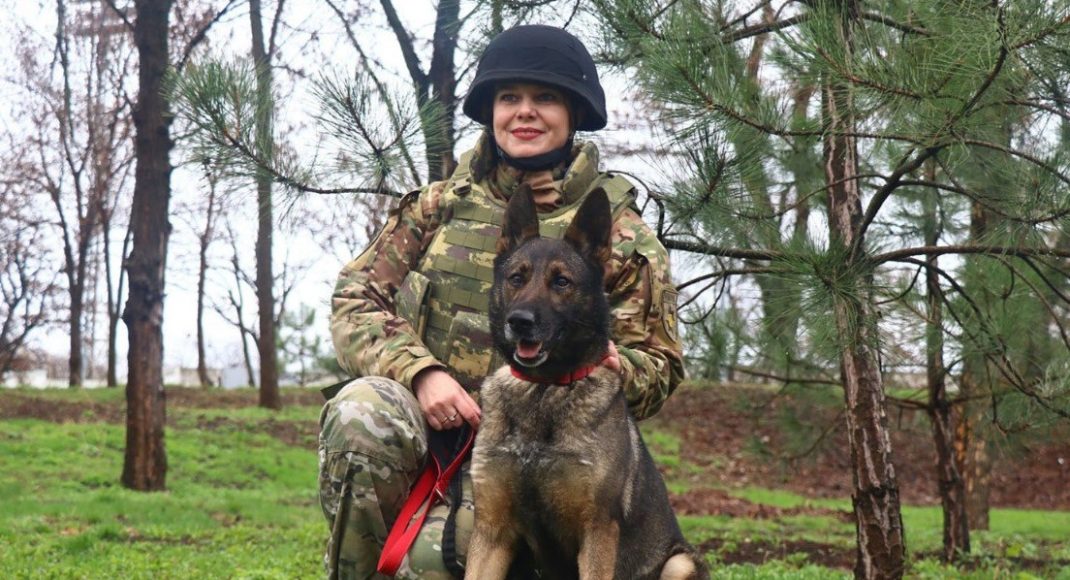 За допомогою чотирилапих поліціянтів на Донеччині минулого року розкрили 50 злочинів (фото)